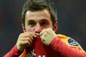 Emre &Ccedil;olak gol orucunu bozdu