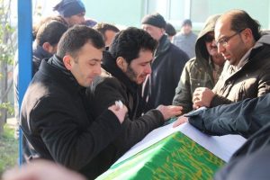 K&uuml;&ccedil;&uuml;k Azra toprağa verildi