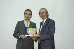 Fantaroni, 'T&uuml;rkiye hen&uuml;z &uuml;yeliğe hazır değil'