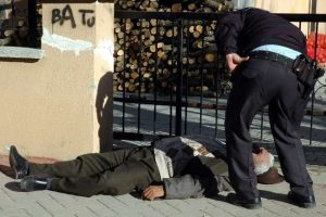 Polisin yaşatma &ccedil;abası da kurtarmaya yetmedi