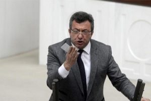 Meclis'te 'rezil' kavgası!