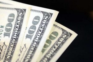 Dolar rekor kırdı
