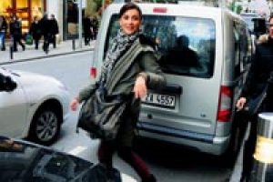 'Muhatabı benmiyim?