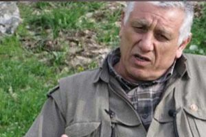 'AK Parti kendini b&ouml;yle kurtarabilir'