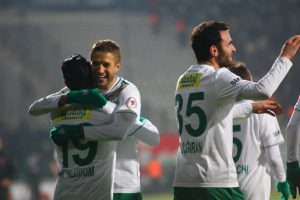 Bursaspor 18 ma&ccedil; sonra 3 gol attı!