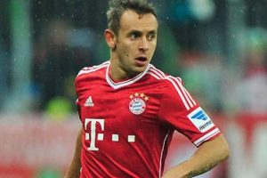 Rafinha ile 3 yıl daha!