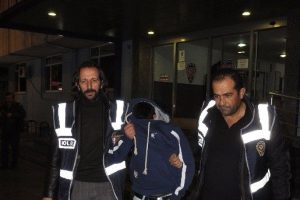 16 yaşında silahlı gasptan g&ouml;zaltına alındı