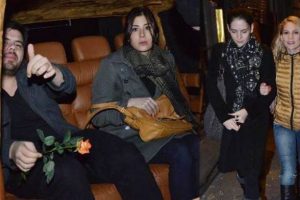 Eser Yenenler, Farah Zeynep Abdullah'la karşılaşınca...