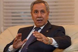 'Alnımız a&ccedil;ıktır, başımız diktir'