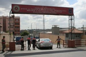 Metris'in kapıları anneler i&ccedil;in a&ccedil;ıldı