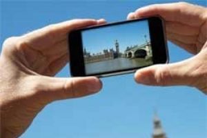 Yeni bir yerli telefon daha geliyor