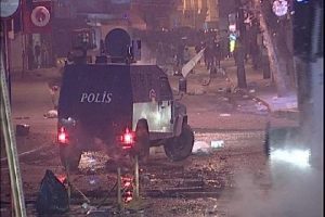 Okmeydanı'nda polis m&uuml;dahalesi