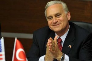 Şeyhin Ortadoğu valizi kaos dolu