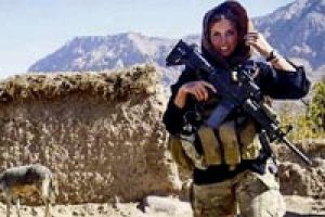 Ponpon kızdı Afganistan'a gitti