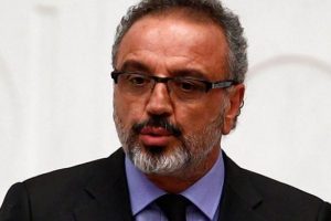 Israr gelince "Baş g&ouml;z &uuml;st&uuml;ne" dedim