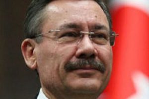 G&ouml;k&ccedil;ek, Kılı&ccedil;daroğlu'na savaş a&ccedil;tı