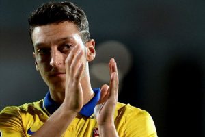 Mourinho'dan Mesut &Ouml;zil uyarısı!