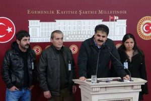 Berkin'in babasının g&ouml;zyaşları