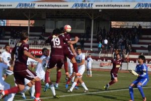 İneg&ouml;lspor fırsat tepti:1-1