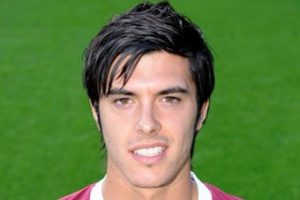 James Tomkins serbest bırakıldı