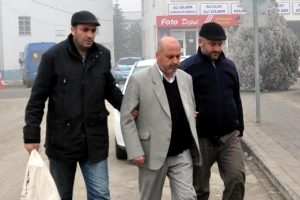 Oğlunu &ouml;ld&uuml;ren baba tutuklandı