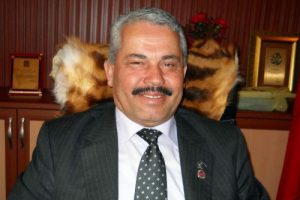 Ak Parti'de bir istifa daha