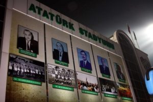 Bursaspor'un şampiyon başkanları Atat&uuml;rk Stadı'nda