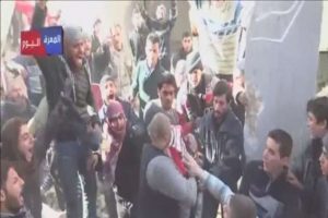 Okula bombalı saldırı kamerada