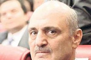Bakan Bayraktar'a 3 ay men!