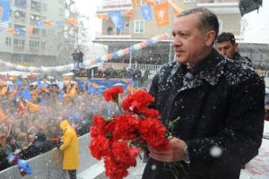 AK Parti'yi yerel se&ccedil;imlerde ne bekliyor?