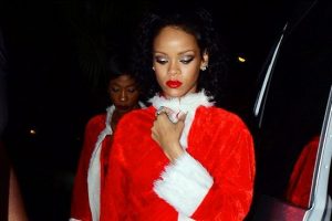 Rihanna noel anne oldu!