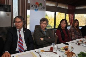 Y&uuml;z nakli ihtiya&ccedil; i&ccedil;in yapılıyor