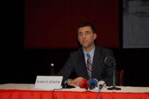 Hakan Ş&uuml;k&uuml;r Lig TV'den kovuldu mu?