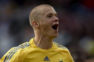 Holmen'in Timsah olması Kadlec'e bağlı