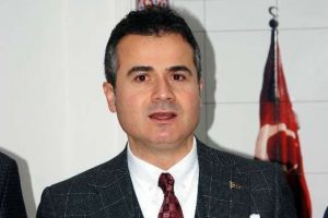 "Kul&uuml;pler yasası rafa kalkmadı"