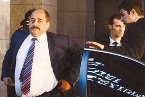 Zekeriya &Ouml;z'den &ccedil;ok sert a&ccedil;ıklama