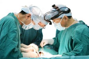 Doktor hastasının karaciğerine ismini kazıdı