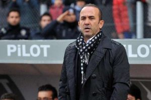 Beşiktaş'a eski oyuncusundan g&ouml;zdağı