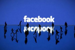Facebook'a b&uuml;y&uuml;k şok!