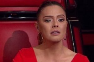 Ebru G&uuml;ndeş O ses T&uuml;rkiye'de g&ouml;zyaşlarını tutamadı