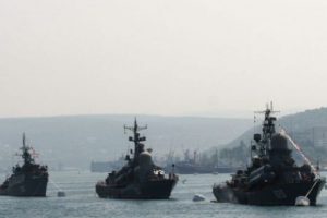 Rus donanma gemileri eşlik edecek