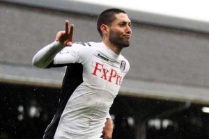Fulham'ın eski yıldızı geri d&ouml;nd&uuml;