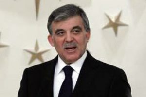 Bakanların istifalarını G&uuml;l m&uuml; istedi?