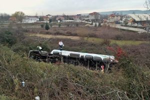 LPG tankeri, şarampole devrildi