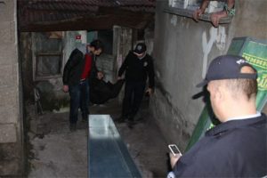Komşu evinde kabusu yaşadılar