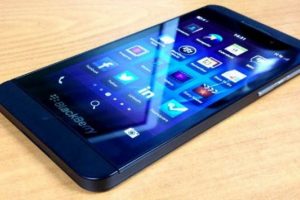 BlackBerry'nin iki telefonu doğmadan &ouml;ld&uuml;