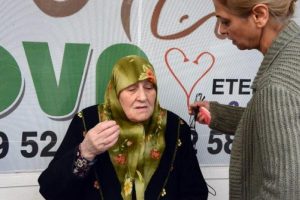 'Hayır yapacağız' diyerek dolandırdılar
