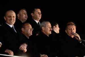 Bayraktar'dan istifa sonrası sert &ccedil;ıkış