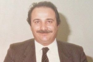 İzmir'in sevilen başkanından  acı haber