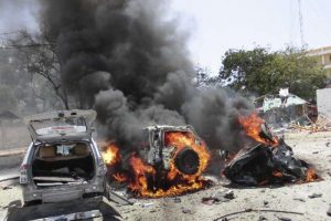 Irak'ta bombalı saldırı: 15 &ouml;l&uuml;